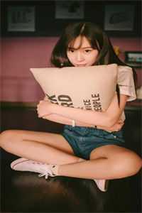 墓地睡觉赠送道侣格格党 墓地睡觉赠送道侣格格党