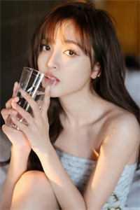 首富独女重生后踹了渣男攀高枝精校版全本+番外完 首富独女重生后踹了渣男攀高枝精校版全本+番外完