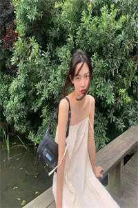 长篇小说我一炮灰女配,居然越级爆S级道具! 长篇小说我一炮灰女配,居然越级爆S级道具!