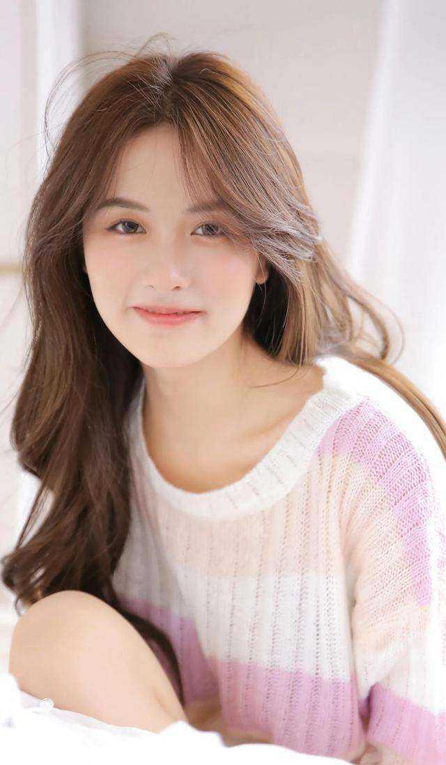 流落荒岛后,我教女神求生 流落荒岛后,我教女神求生